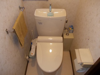 TOTO　トイレ　CS220BP+SH221BAS 施工後