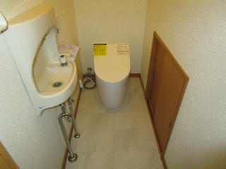 TOTO　トイレ　TSET-NEA1-WHI 施工後