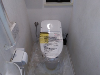 TOTO　トイレ　TSET-GG1-WHI-0 施工後