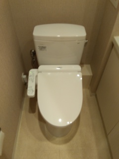 ＴＯＴＯ　トイレ　TSET-QR3-WHI-0-120 施工後