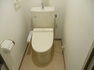 TOTO　トイレ　TSET-GG3-WHI-1-R 施工前