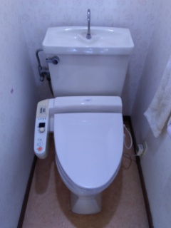 TOTO　トイレ　TSET-QR5-IVO-1-R 施工前