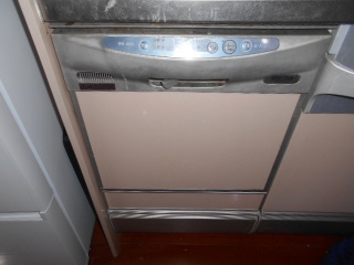 クリナップ　食器洗い乾燥機　ZWPP45R14ADK-E-KJ 施工前