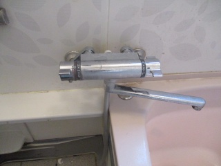 TOTO　浴室水栓　TBV03401J-KJ 施工前