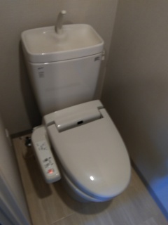 パナソニック　トイレ　TSET-AU0-WHI 施工前