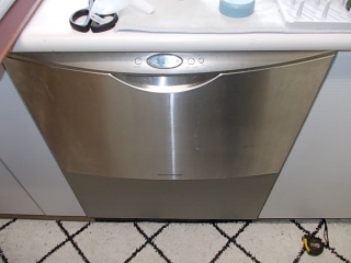 リンナイ　食器洗い乾燥機　RKW-601C-SV-KJ 施工前