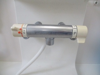 TOTO　浴室水栓　TBV03412J-KJ 施工前