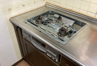 ハーマン　ビルトインコンロ　DG32T1VQ1SV-LPG-KJ 施工前