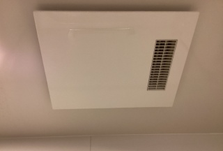三菱電機　浴室換気乾燥暖房器　V-143BZL5 施工後