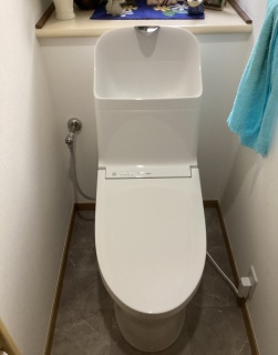 ＴＯＴＯ　トイレ　TSET-ZJR-WHI-1-R 施工後