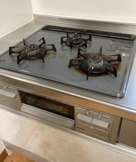 リンナイ　ビルトインコンロ　RHS31W42J3RSTW-13A-KJ 施工前