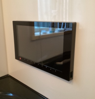 ノーリツ　浴室テレビ　YTVD-1601W-RC 施工後