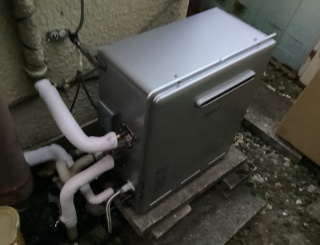 リンナイ　ガス給湯器　BSET-R0-002R-13A 施工後