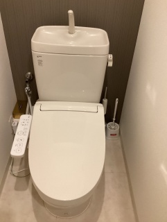 LIXIL　温水洗浄便座　CW-KB31-BN8-KJ 施工後