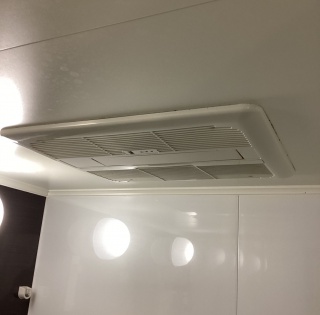 ノーリツ　ガス温水式浴室乾燥機　BDV-4106AUKNC-J3-BL 施工前