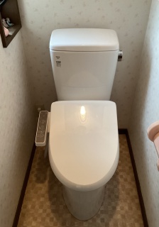 LIXIL　トイレ　TSET-AZ4-WHI-0-R 施工後