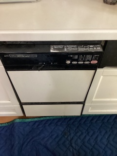 リンナイ　食器洗い乾燥機　RSW-F403C-B 施工前