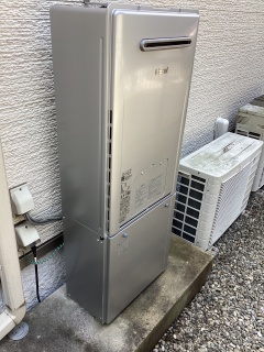 リンナイ　ガス給湯器　RUFH-E2408AW2-6-A-LPG 施工後