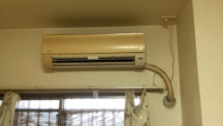 東芝　ルームエアコン　AIRCON-2016-06-KJ 施工前