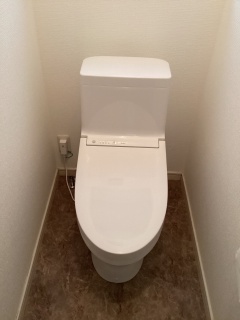 TOTO　トイレ　TSET-ZJR-WHI-0 施工後