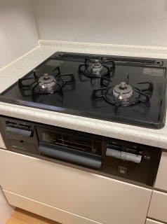 ノーリツ　ビルトインコンロ　N3GT2RVQ1-13A-KJ 施工後