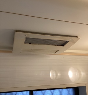 パナソニック　浴室換気乾燥暖房器　FY-13UG6V 施工前