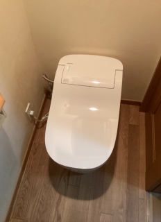 パナソニック　トイレ　TSET-AS1-WHI-M 施工後