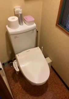 パナソニック　トイレ　TSET-AS1-WHI 施工前