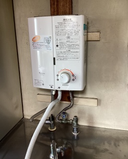 ノーリツ　瞬間湯沸器　GQ-541MW-13A-KJ 施工前