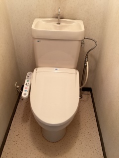 LIXIL　トイレ　TSET-LC3-IVO-1-155 施工前