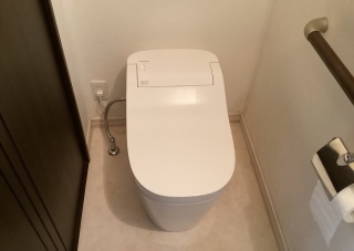 パナソニック　トイレ　TSET-AS1-WHI 施工後
