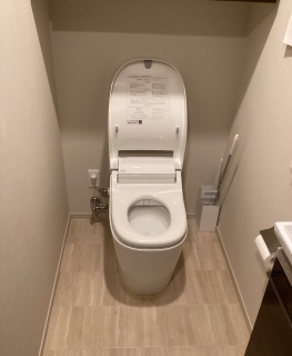 パナソニック　トイレ　TSET-AS1-WHI 施工後