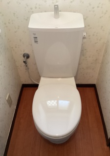 TOTO　トイレ　TSET-QR2A-WHI-0 施工後