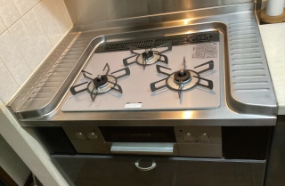 リンナイ　ビルトインコンロ　RHS31W42J4RSTW-13A-KJ 施工後