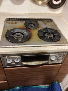 ハーマン　ビルトインコンロ　DG32V3VP1SV-13A 施工前