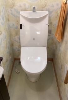 TOTO　トイレ　TSET-QR3AW-WHI-1 施工前