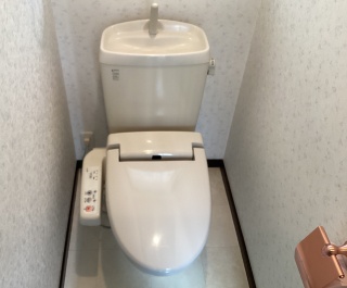 パナソニック　トイレ　TSET-AS1-WHI 施工前
