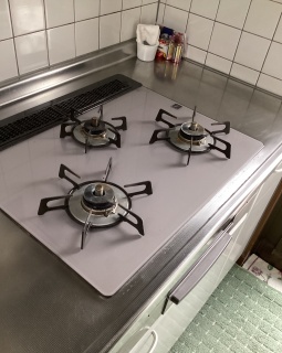リンナイ　ビルトインコンロ　RHS31W42J3RSTW-13A-KJ 施工前