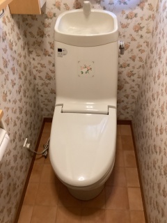 パナソニック　トイレ　TSET-AVS3-WHI-0 施工前