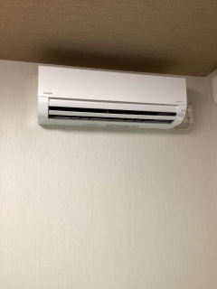 日立　ルームエアコン　RAS-AJ2225S-W 施工後