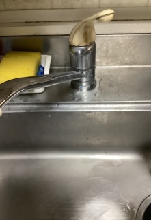 TOTO　キッチン水栓　TKS05308JA-KJ 施工前