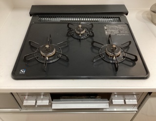 リンナイ　ビルトインコンロ　RHS31W42J1RSTW-13A-KJ 施工前