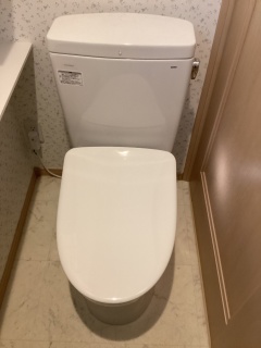 TOTO　トイレ　TSET-QR3A-WHI-0 施工後