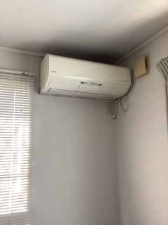 東芝　ルームエアコン　AIRCON-2016-06-KJ 施工前
