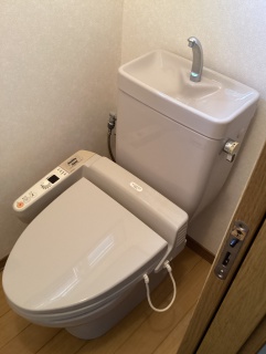 TOTO トイレ TSET-QR7-WHI-0 施工前