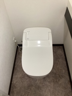 パナソニック　トイレ　TSET-AS1-WHI 施工後