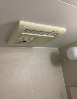 三菱電機　浴室換気乾燥暖房器　V-143BZL5–P-143SW5-KJ 施工前