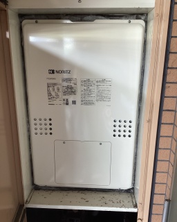 ノーリツ ガス給湯器 GTH-2454SAW3H-H-BL-13A-20A 施工後