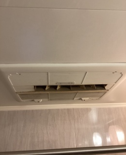 ノーリツ　ガス温水式浴室乾燥機　BDV-4106AUKNC-J3-BL-KJ 施工前