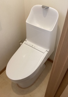 LIXIL トイレ TSET-ZJR-WHI-1 施工後